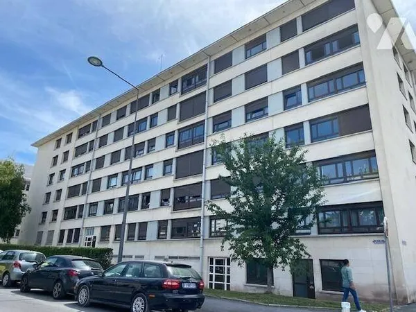 Appartement 3 pièces 77 m²
