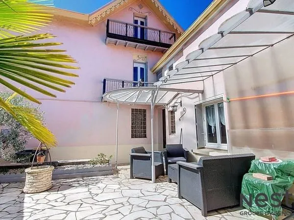 Maison 7 pièces 174 m²