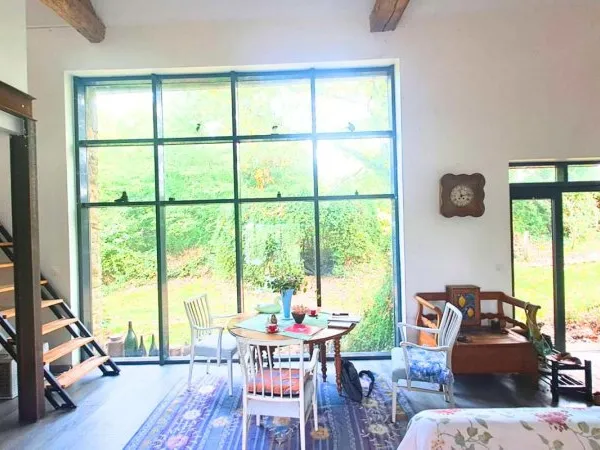 274 m² sur 5 000 m² arborés ? Deux maisons, un terrain de vie, mille possibilités