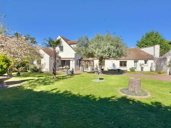 Maison 6 pièces 130 m²