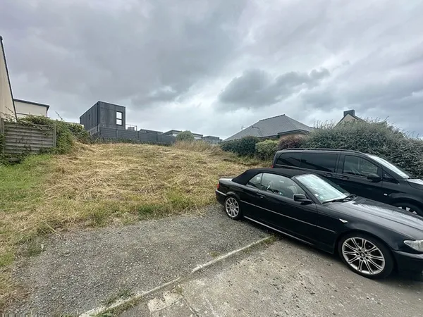 Terrain 269 m²
