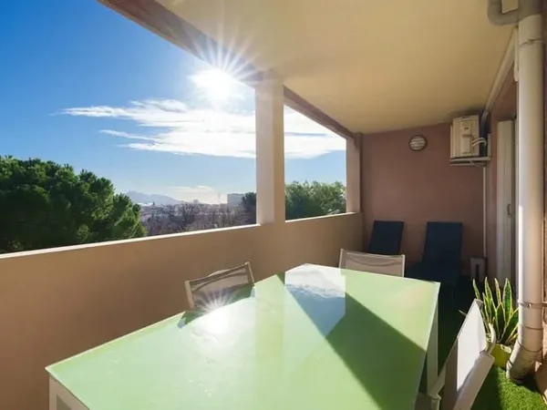 Référence : 6660-Cla - Appartement de type 4 avec terrasse dans le 12e arrondissement de Marseille
