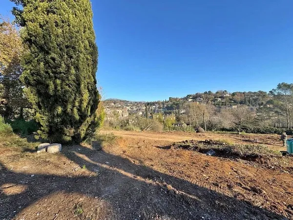 Rare- superbe vue village!