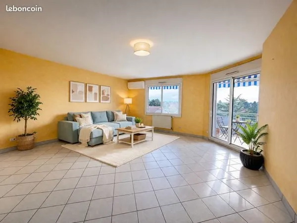 Appartement T3 Bron Eglise