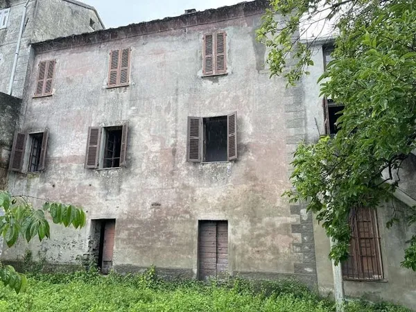Maison 6 pièces 105 m²