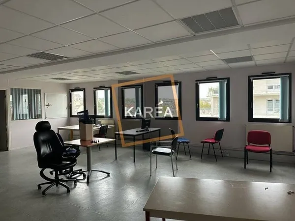 Bureau 347 m²