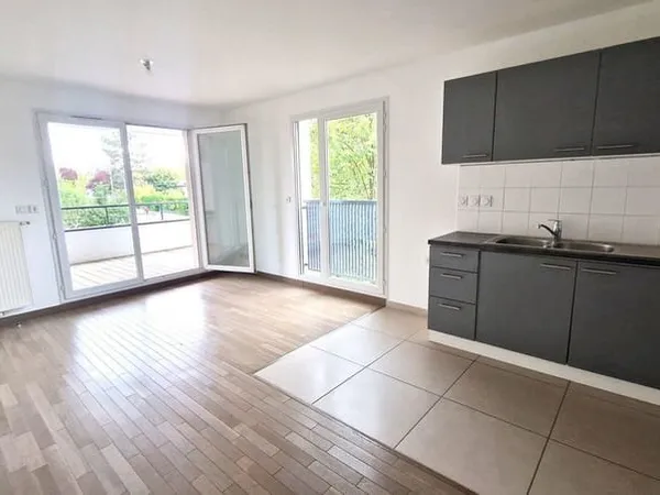 SUPERBE T2 ECULLY AVEC BALCON ET PARKING SOUS-SOL