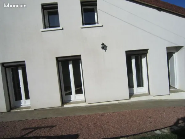 F4 90 m² Saint Hilaire Sous Charlieu