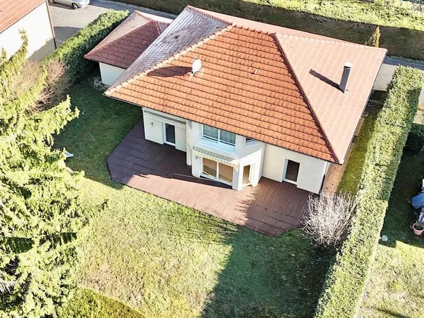 SAINT GENIS POUILLY 01630 - villa individuelle 190m2, 5 cham
