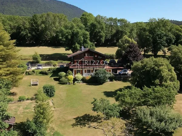 Chalet de charme à Vesancy, proche Divonne