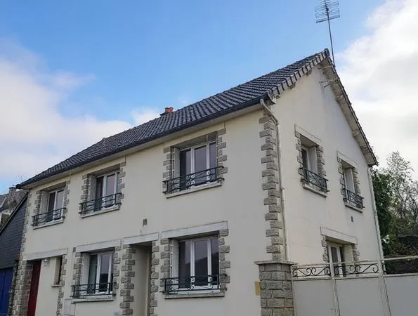 Maison de ville avec jardin - fresnay sur sarthe