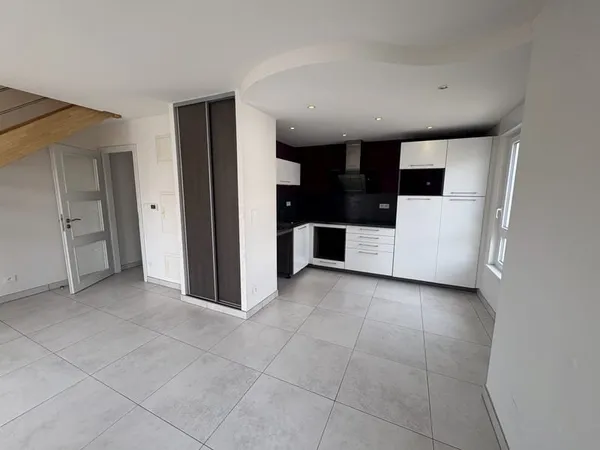 Appartement moderne avec terrasse et garage - 60m2
