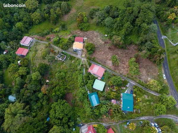 Terrain 706 m² LE VAUCLIN