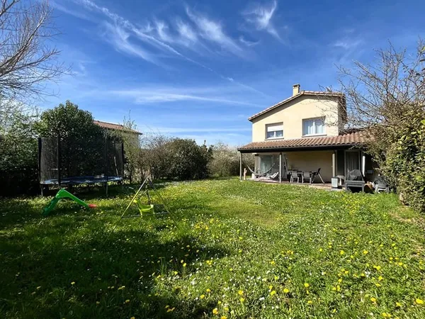 Villa 5 pièces Castelginest Jardin Garage