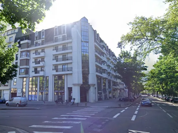 Place de parking voiture