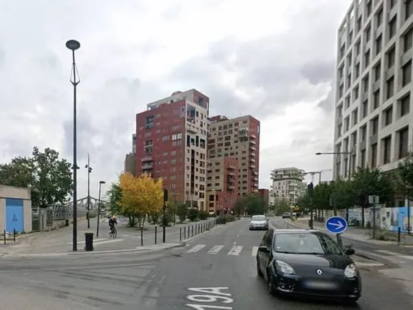 Boutique 2 pièces 299 m²