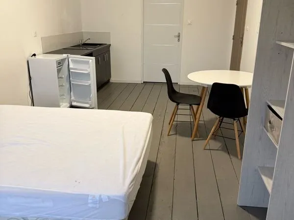 Studio meublé avec parking