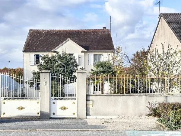 MAISON FAMILIALE 183 m² - 6 CHAMBRES - SOUS-SOL TOTAL - DARVAULT (1H PARIS)