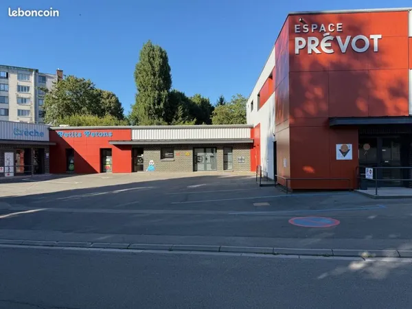 Local professionnel ou médical à louer