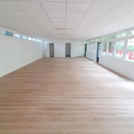 Bureaux 112 m²
