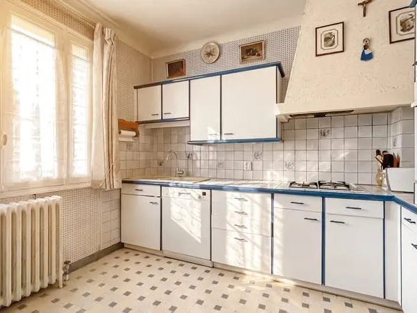 Maison T6 Double garage Quartier Prémartine / Jardin des