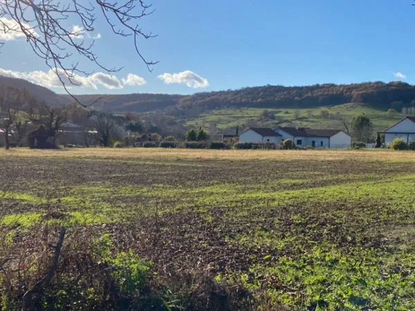 Terrain 804 m²