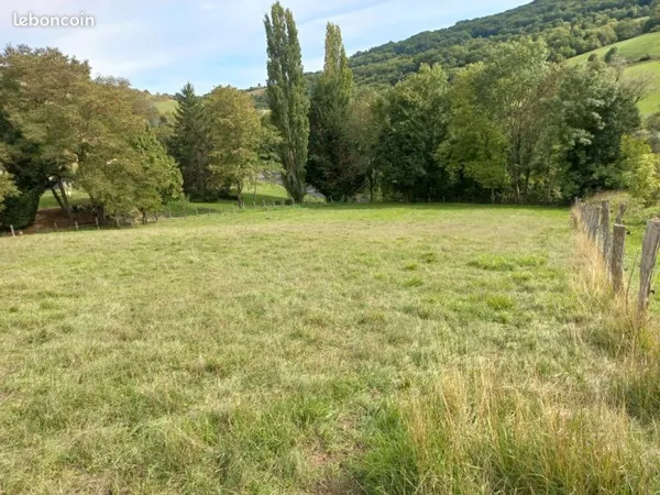 Terrain 2500m² bien exposé