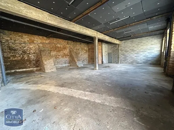 Appartement 1 pièce 130 m²