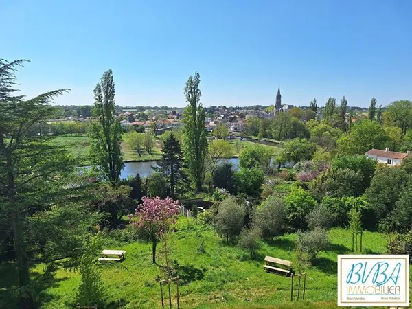 Superbe Appartement au Dernier Étage avec Grande Terrasse