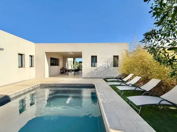 Maison de plain-pied 4 pièces 135 m²