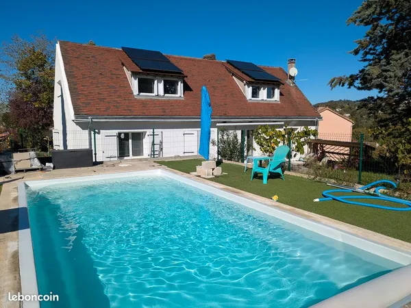 Grande maison 8 pièces, piscine proche centre ville