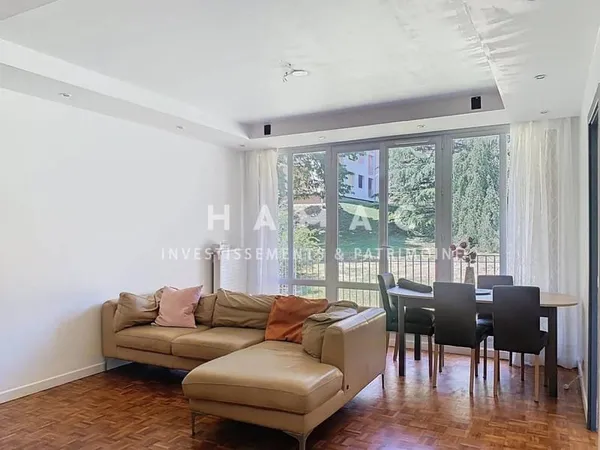 Appartement 4 pièces 77 m²