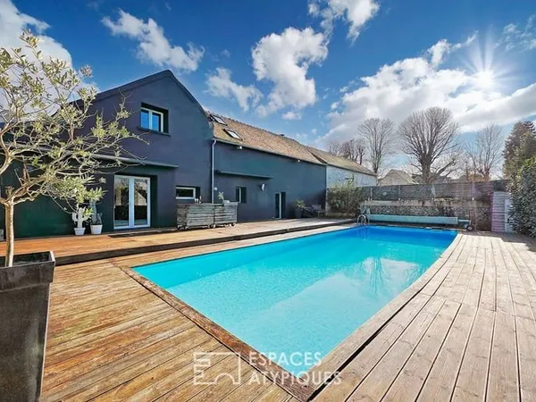 Maison 11 pièces 351 m²