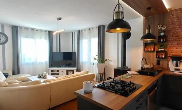 Thiviers : Pavillon T5 de 122 m² récemment rénové sur sous-sol total!