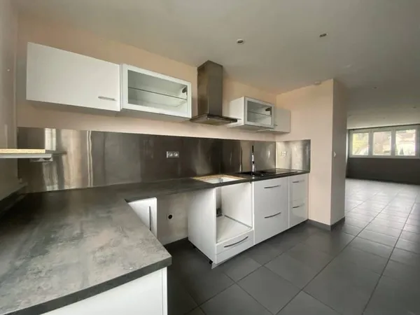 Appartement 5 pièces 93 m²