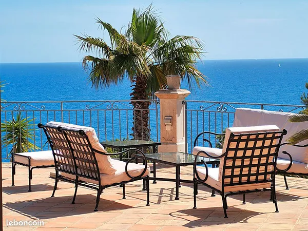 Villa 8 pièces 218 m²