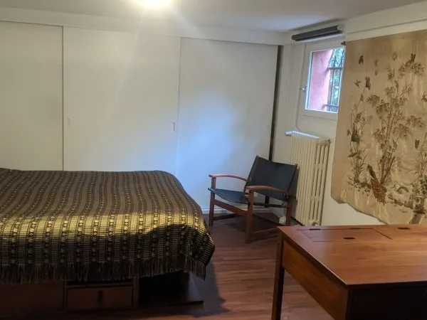 Loue chambre meublée chez l'habitant - 35m²