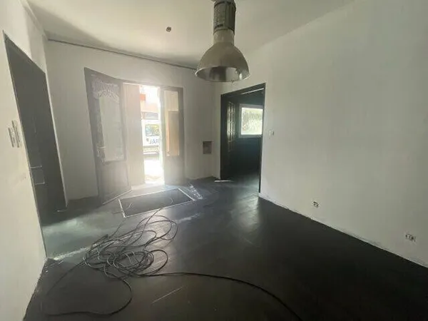 Local commercial