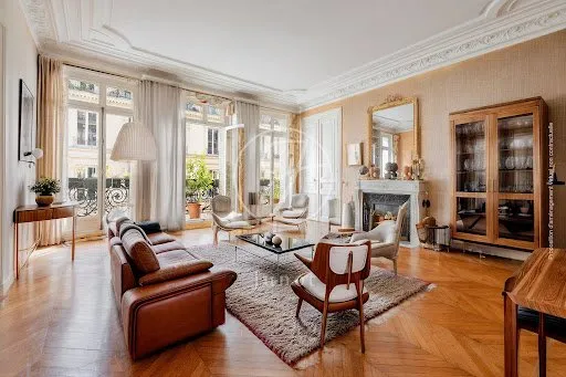 Appartement 7 pièces 263 m²