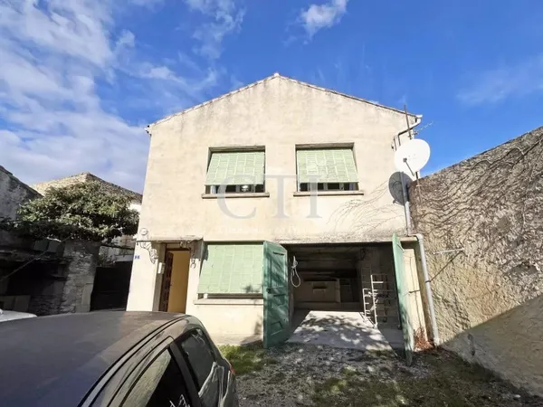 À vendre : Maison de village à rénover à 10 min de Vaison-la-Rom