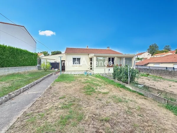 Maison sur sous-sol - Jardin
