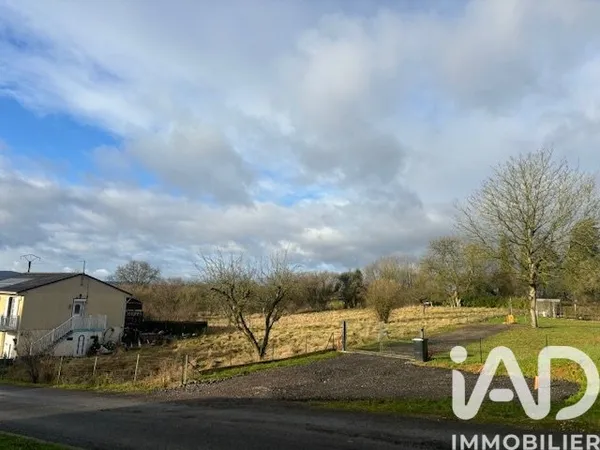 Terrain 2585 m²