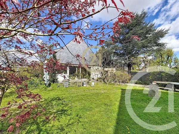 Maison 10 pièces 171 m²
