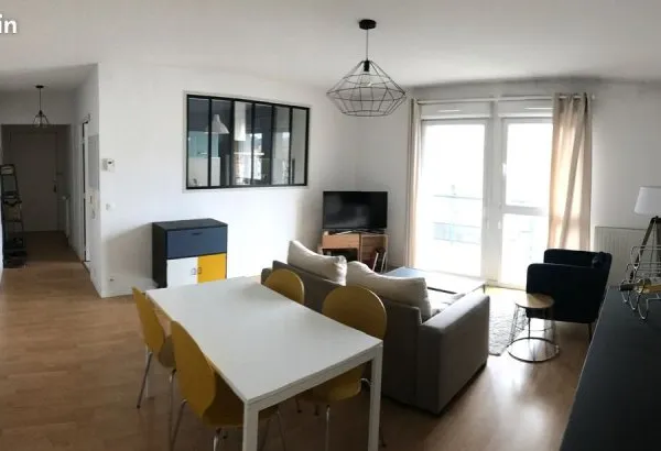 Location Pau Centre - Appartement meublé de 2 pièces + Parking