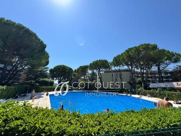 Studio 1 pièce 29 m²