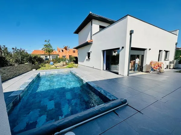 Villa 2022, 3 faces, piscine bali, 4 pièces, 120m2, 400m2 te