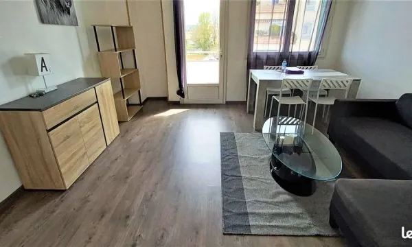 T3 meublé 53m2 avec balcon et parking quartier arsenal libre