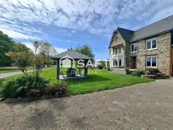 MAGNIFIQUE MAISON EN PIERRE DE TAILLE