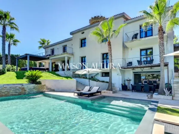 VILLA CHATEAU D'EAU