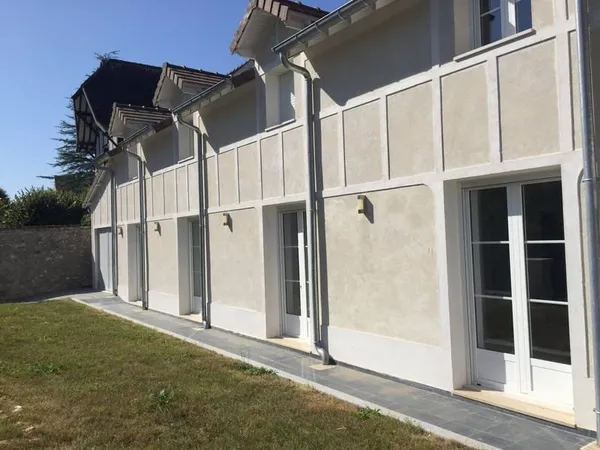 Maison 7 pièces 225 m²